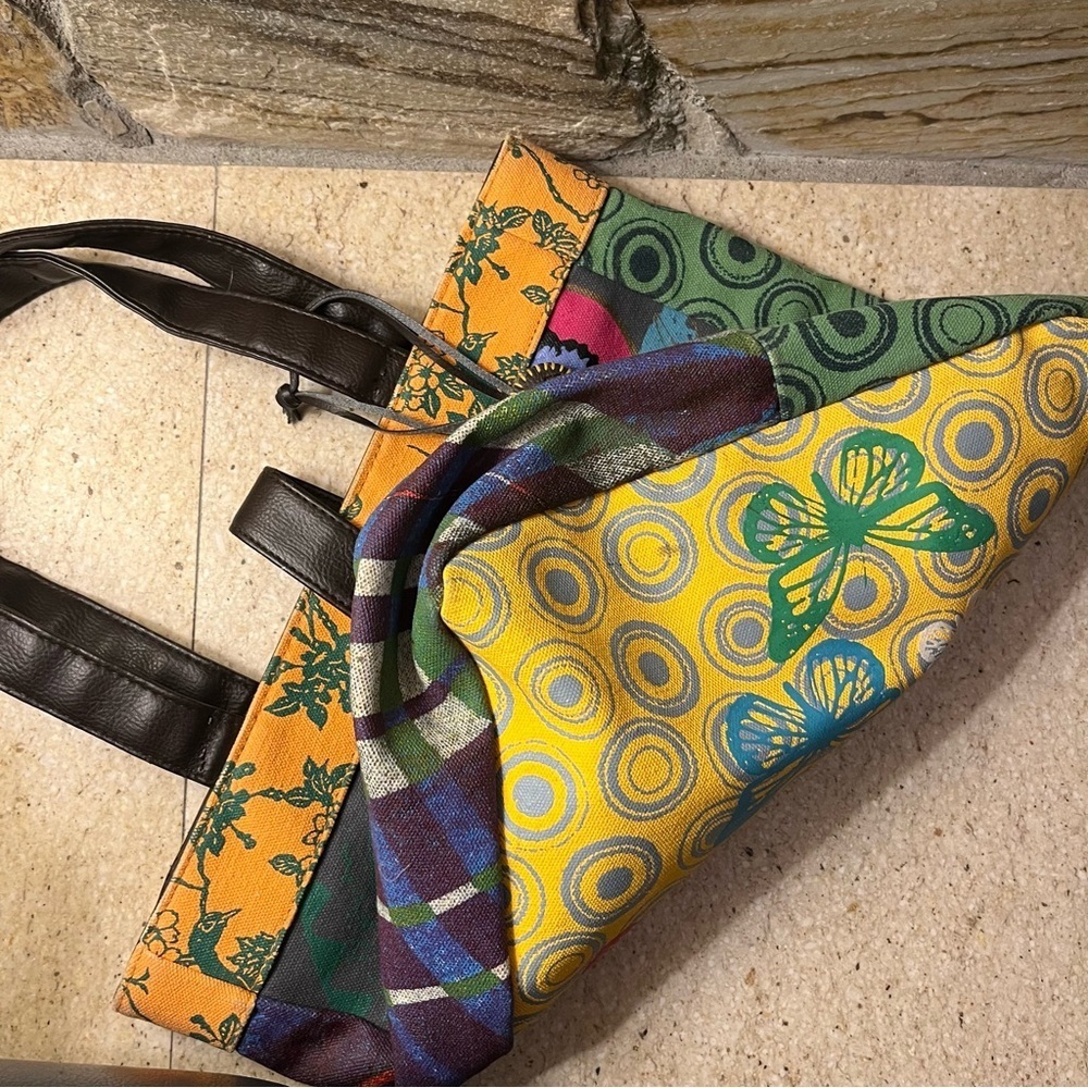 Desigual vintage stand out colourful Tote Bag - perfect for spring and summer - Picture 15 of 16